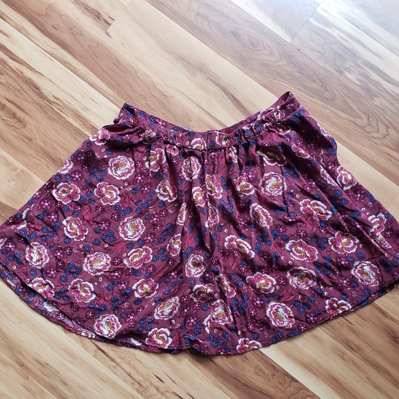 Hollister magenta large floral button mini circle skirt elastic waist Size Large - Picture 2 of 5